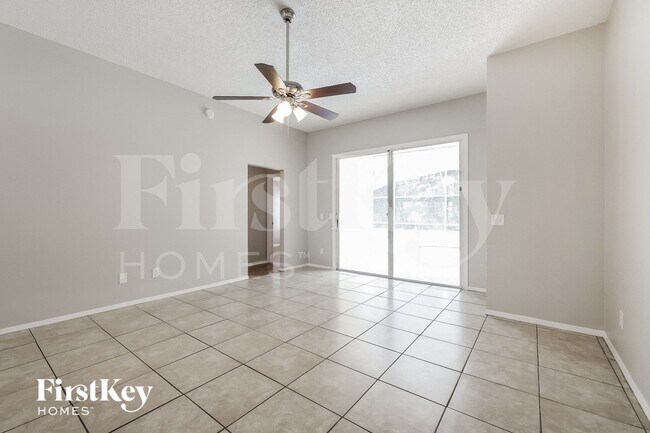 Foto del edificio - 2639 Chatham Cir