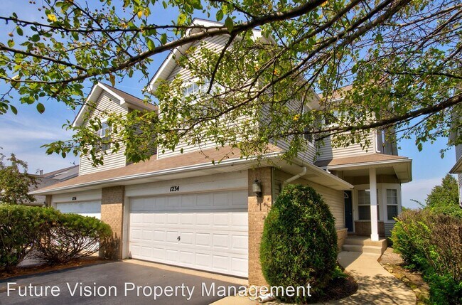 Building Photo - 3 br, 2.5 bath House - 1234 Le Moyne Ave
