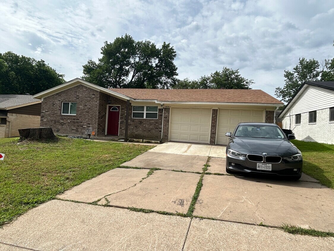 Foto principal - 2808 Buena Vista Dr