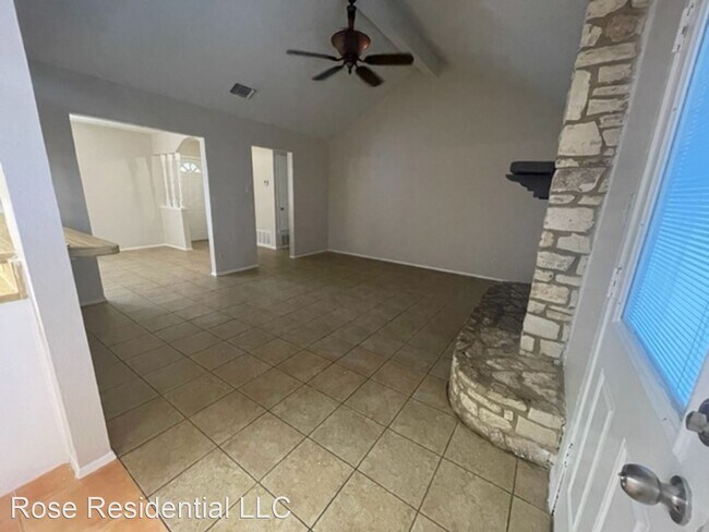 Foto del edificio - 3 br, 2 bath House - 8322 Sageline St