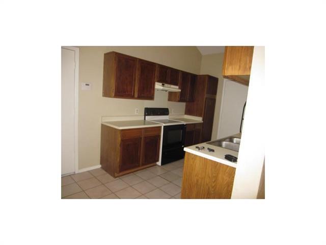 Building Photo - 1755 Carrington Dr