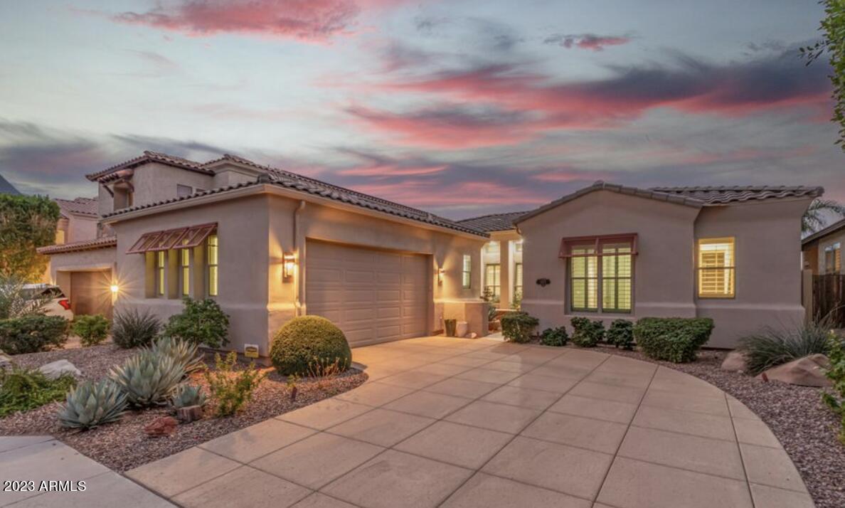 Foto principal - 1223 E Moss St