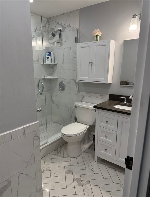 Primary Photo - 42 8th St