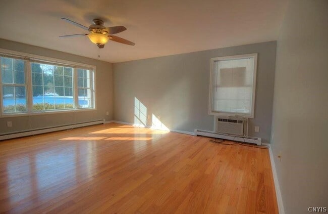 Building Photo - 4201 Fairway E