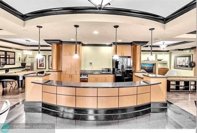 Foto del edificio - 3001 NE 185th St