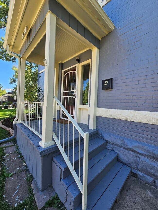 Building Photo - Sloans Lake/Highlands Adorable Large Effic...