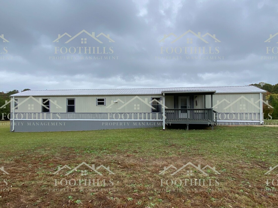 Primary Photo - 2 Bedroom Mobile Home in Starr