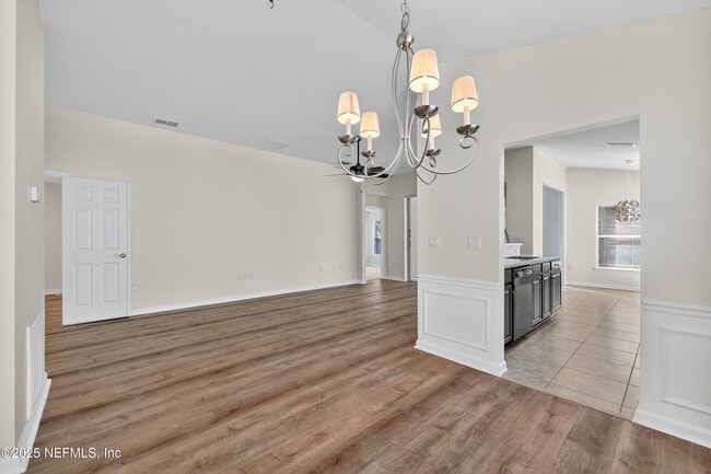 Foto del edificio - 9080 Sweet Tree Trail