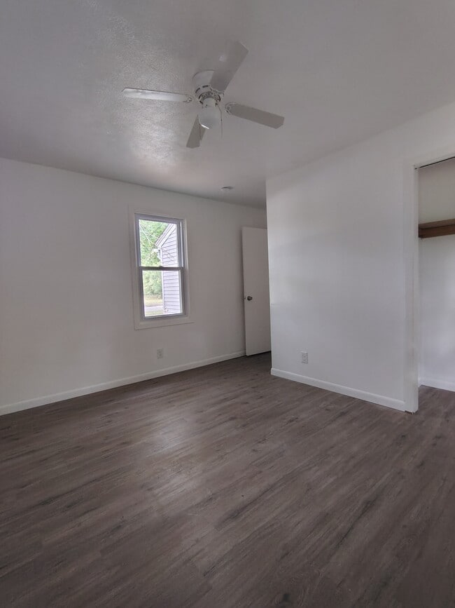 Building Photo - 708 Concord Ave