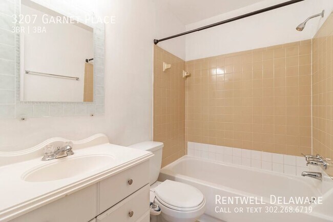 Building Photo - GORGEOUS HOME FOR RENT