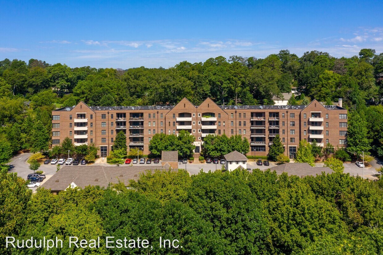 Primary Photo - 2 br, 2 bath House - 1040 Broadway Park #513