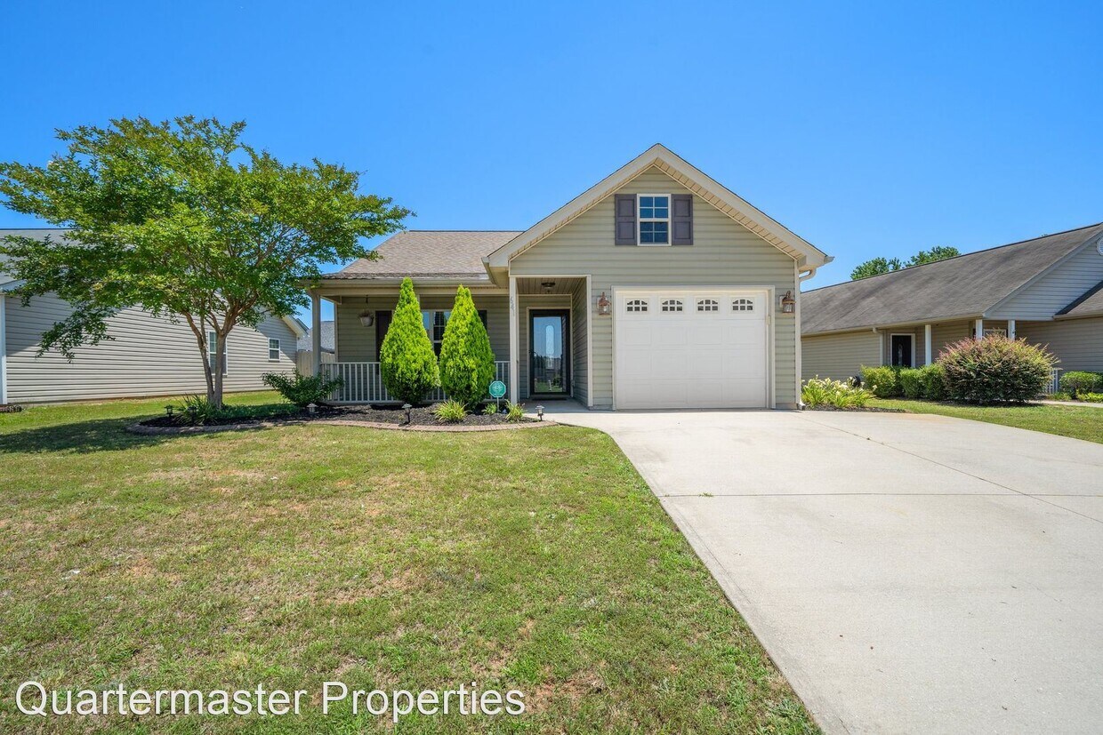 641 Clarion Ct, Boiling Springs, SC 29316 House Rental in Boiling