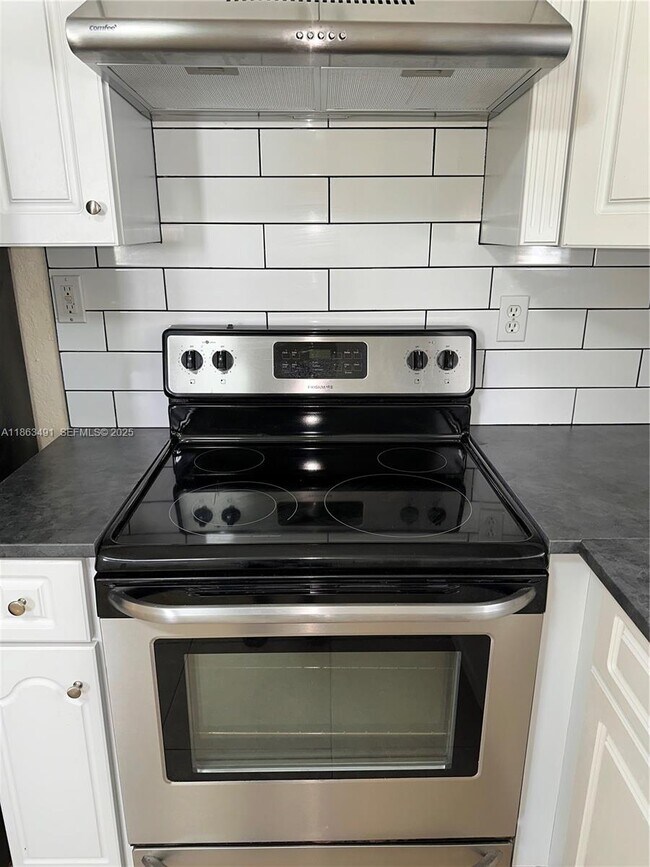 Foto del edificio - 1465 NW 59th St