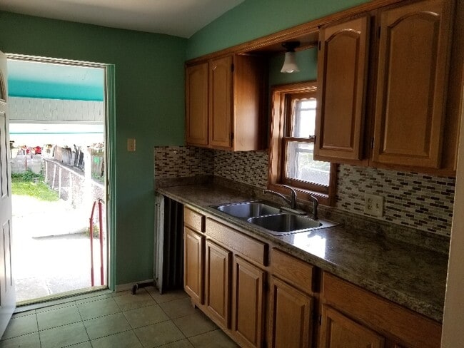 Photo - 514 S 14th St House