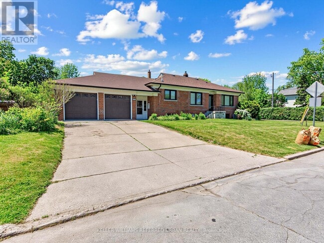 Building Photo - 73 Prince Charles Dr