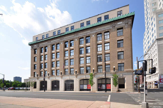 Front Exterior - 266 Pearl St