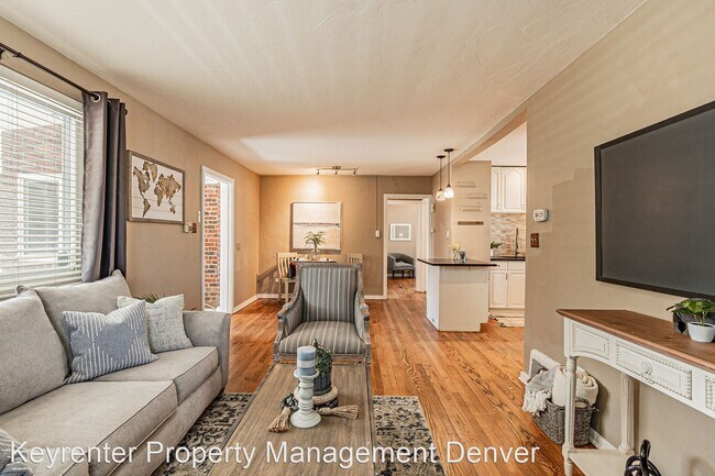 Foto del edificio - 2 br, 2 bath House - 7275 E. 8th Avenue