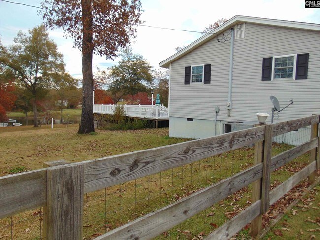 Building Photo - 1402 Robert Hendrix Rd