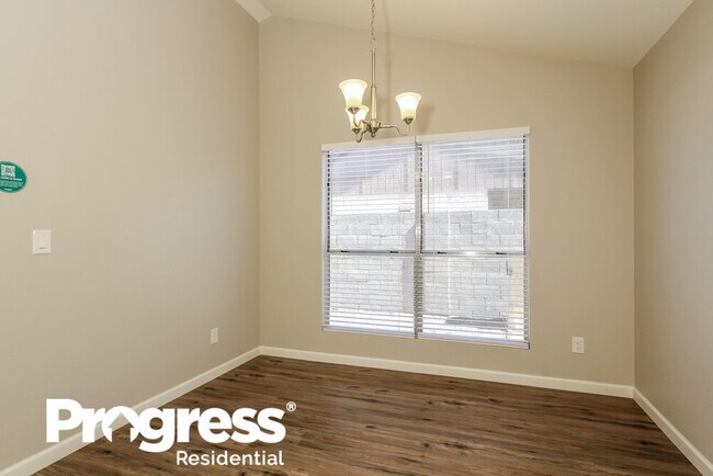 Foto del edificio - 7426 W McLellan Rd