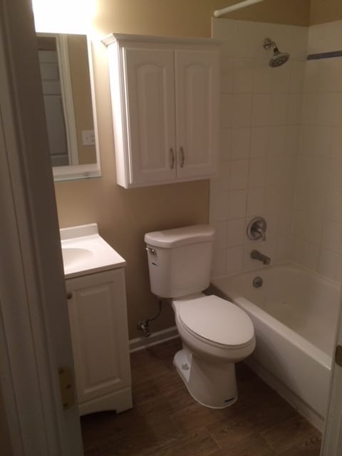 Building Photo - 205 Galewood Dr