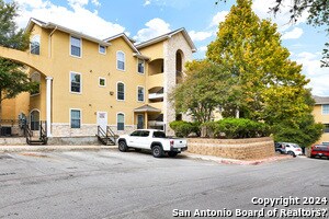 Building Photo - 7323 Snowden Rd