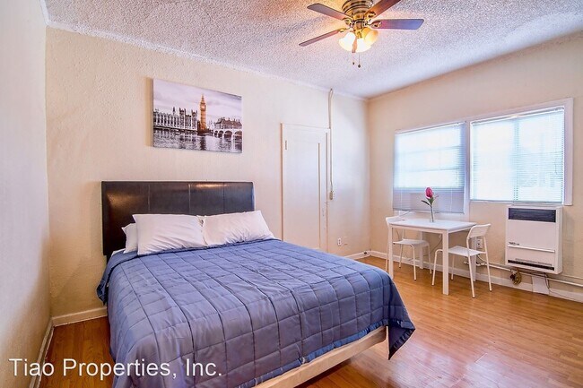 Foto del edificio - 2105-2107 East Cesar E Chavez Avenue