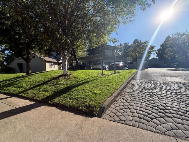 Foto del edificio - Beautiful 2 bedroom 1 bath Available today! Apply today!
