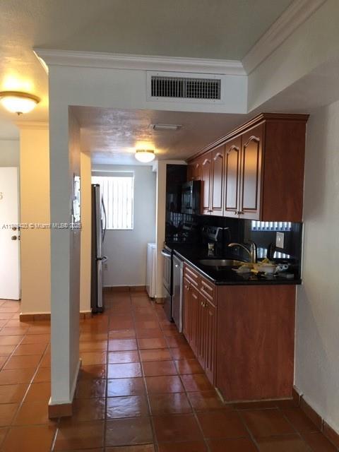 Foto del edificio - 2726 W 60th St