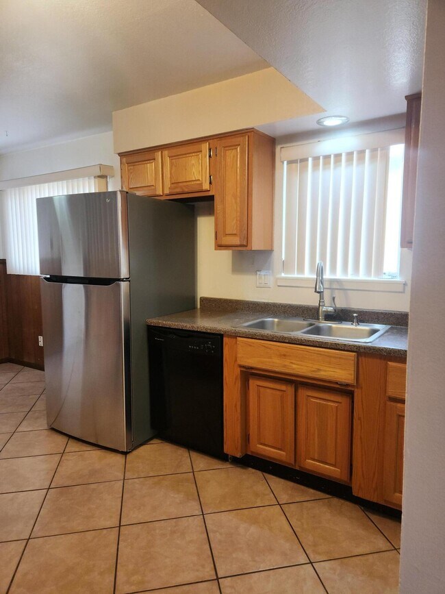 Foto del edificio - 8509 Bellehaven Pl NE