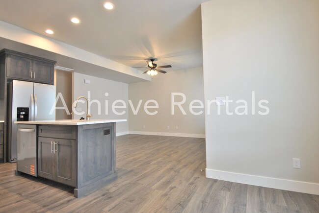 Foto del edificio - New Built Nibley Townhome | Neighborhood Park & Close to Schools and Town!