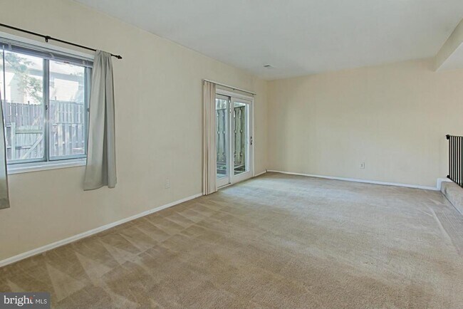 Foto del edificio - 9637 Westport Ln