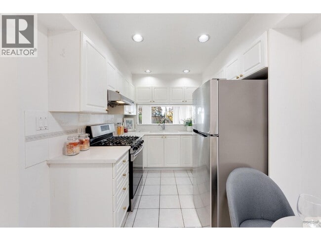 Building Photo - 10795 No. 2 Road