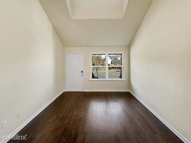 Building Photo - 3 br, 2 bath House - 5526 Hamilton Circle