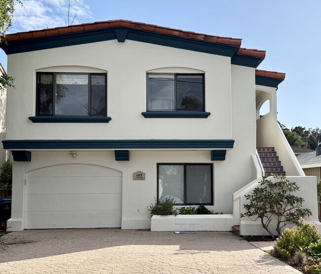 Foto del edificio - 143 Alamo Ave