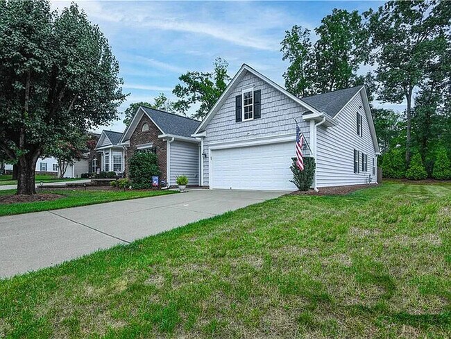 Building Photo - Lease OR Lease to Own