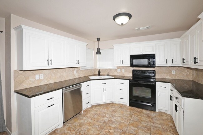 Foto del edificio - 6407 Nick St