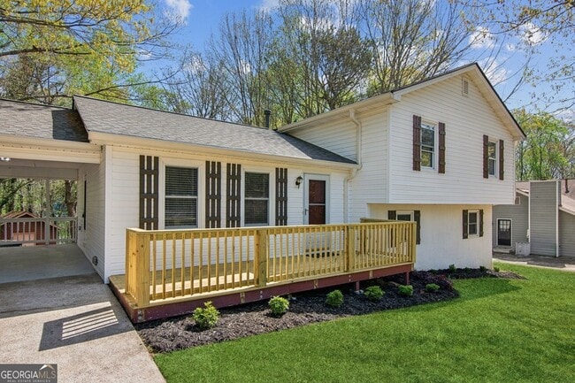 Building Photo - 2453 Falcon Ct