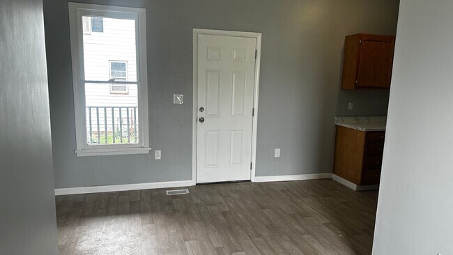 Foto del edificio - 3 Bedroom Home