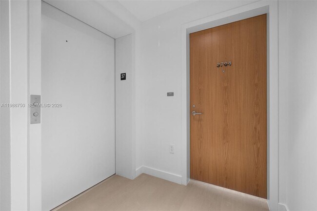 Foto del edificio - 500 Alton Rd