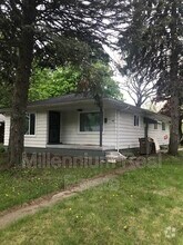 Building Photo - 716 2nd Ave
