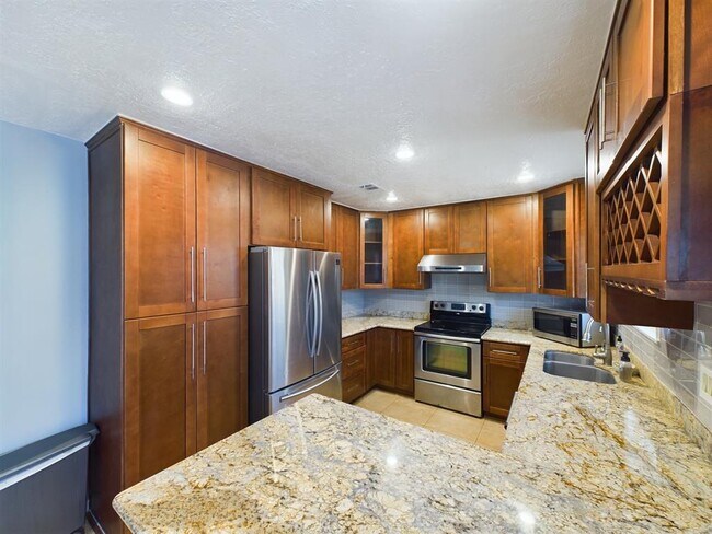 Foto del edificio - 814 Walnut Bend Ln