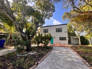 Building Photo - 277 NE 55th St