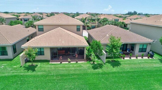 Foto del edificio - 14599 Alabaster Ave