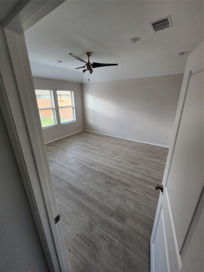 Foto del edificio - 18419 Cobalt Cove Ln