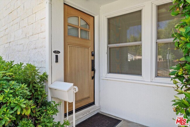 Foto del edificio - 2809 S Canfield Ave