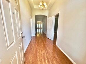 Building Photo - 9912 Western Ridge Way