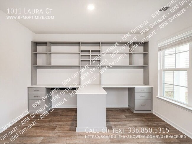 Foto del edificio - 1011 Laura Ct