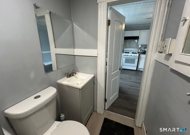 Foto del edificio - 17 Congress Ave