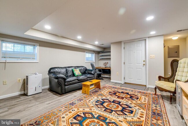 Foto del edificio - 12400 Bennett Rd