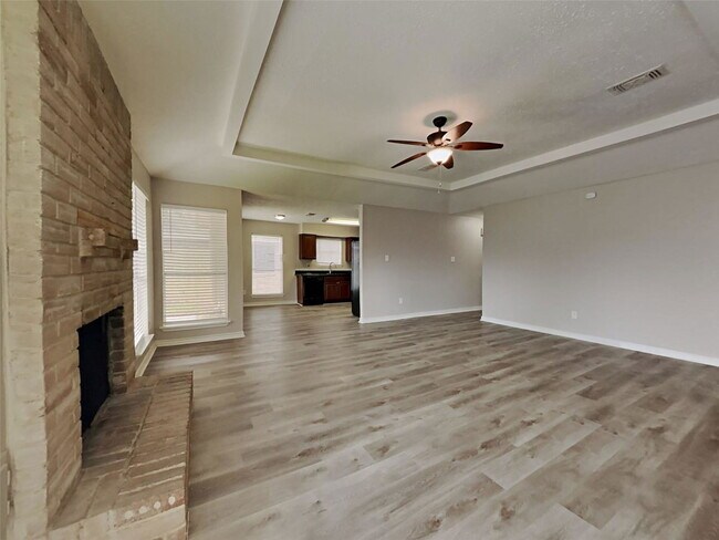 Foto del edificio - 24107 Lone Elm Dr